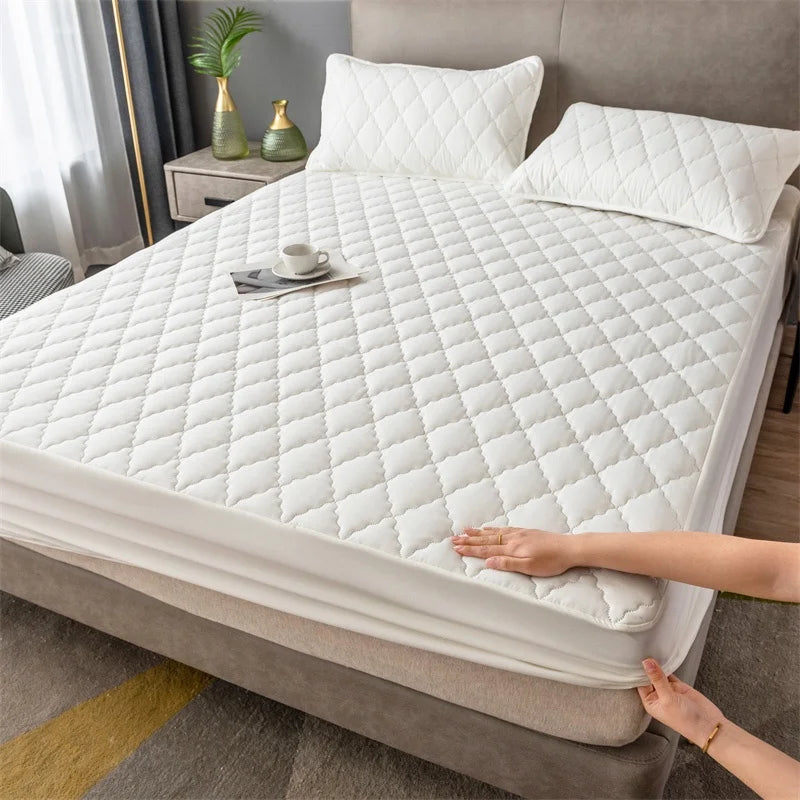 Waterproof Thicken Mattress Topper Pad Anti-bacterial Mattress in USA.