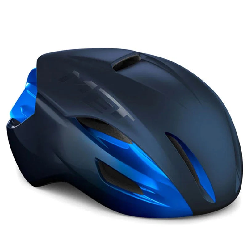 Italy MET Manta aerodynamic road bike riding helmet Cavendish with the